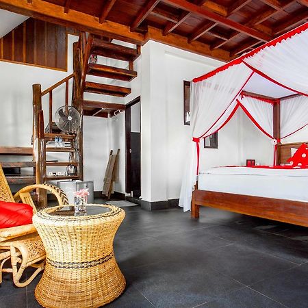 Ecotravel Cottages ブキットラワン エクステリア 写真